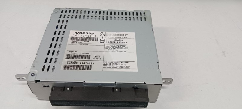 03-'06 VOLVO XC90 6 disc CD changer OEM 1 Year Warranty!