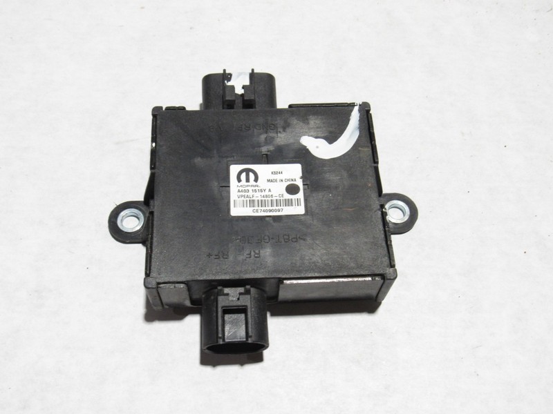 Fiat 124 Spider 2018 Radiator Cooling Fan Motor Control Module Unit 15-20 *