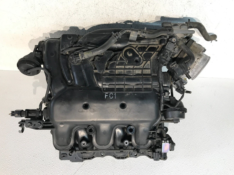 15-17 Kia Sedona Upper Intake Manifold w/ Throttle Body OEM 29200-3CFC1