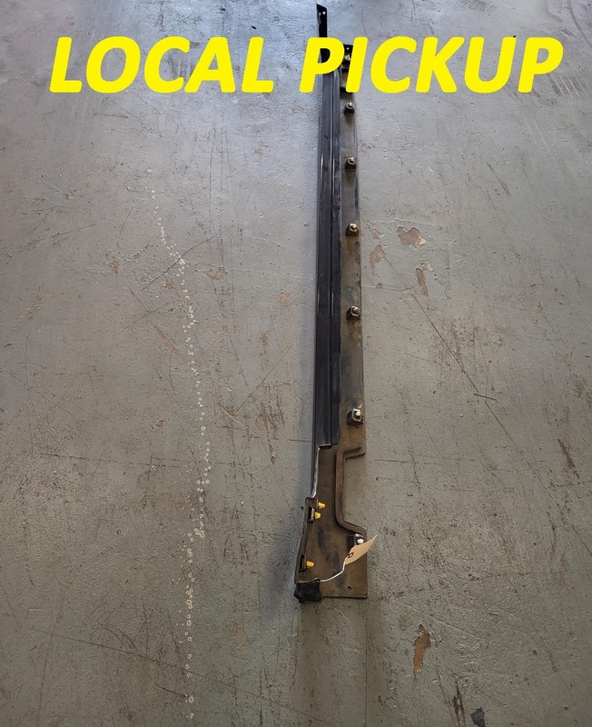 Used Oem Kia Right Passenger Rocker Panel Skirt Molding for 2018-2021 Stinger