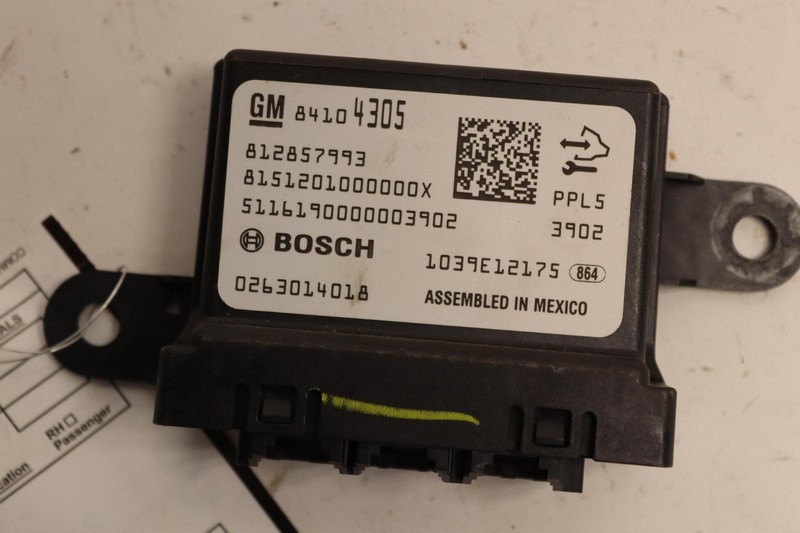 2017 CADILLAC XT5 REAR RIGHT QUARTER PANEL DRIVER ASSIST PARKING MODULE UNIT OEM