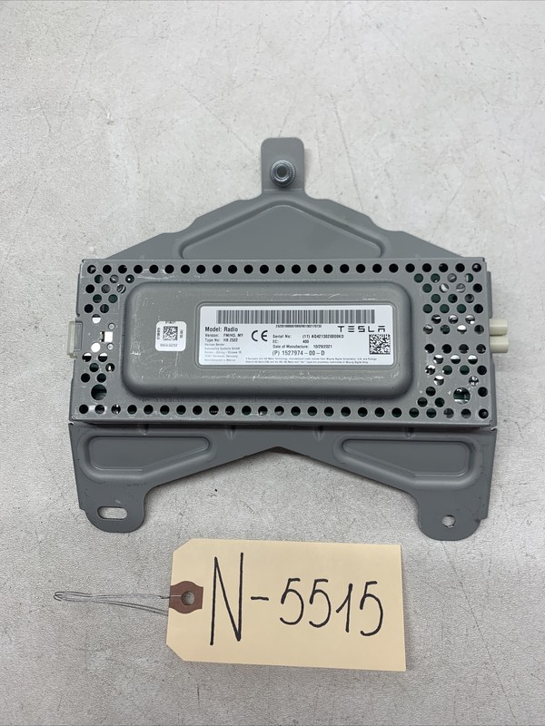 TESLA MODEL Y Radio FM HD Receiver Control Unit Module 152797400 20-22 5515 B114