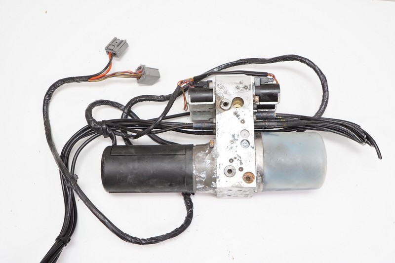 VOLVO C70 Convertible Roof Hydraulic Pump OEM 2006 - 2013
