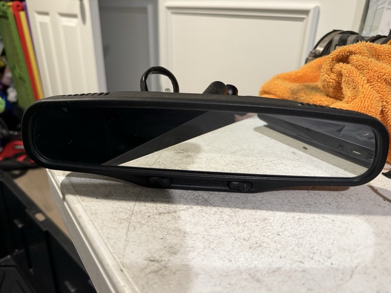 2000 OLDSMOBILE INTRIGUE Rearview MirroR E8012001