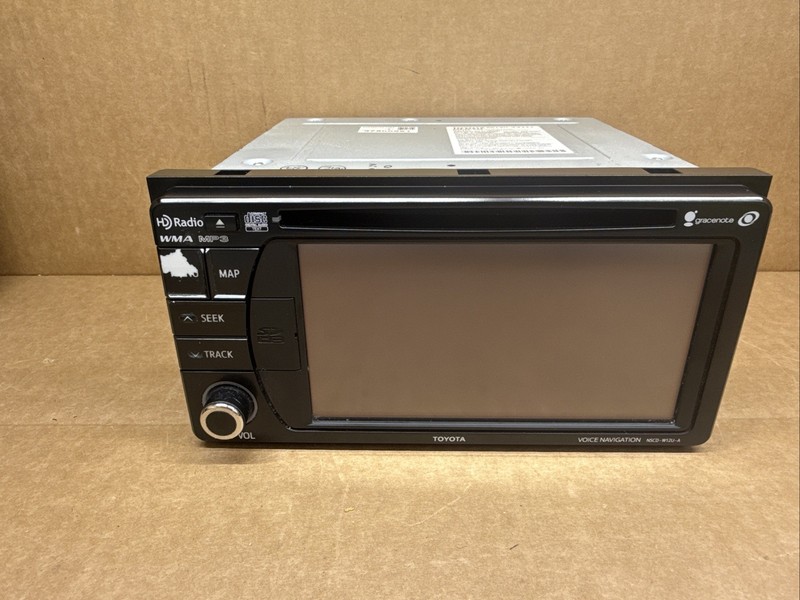 2011-2014 Toyota Sienna Navigation Radio Display Receiver Assembly 86120-YY111