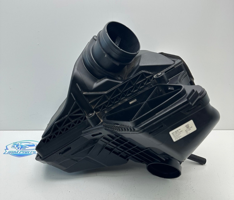 2009-2017 Audi Q5 2.0T Air Cleaner Filter Box OEM 8K0133837BJ