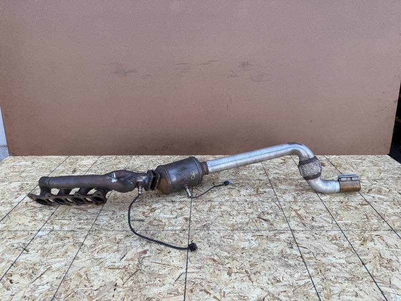 FORD MUSTANG GT 24-26 OEM RIGHT PASSENGER MUFFLER EXHAUST MANIFOLD HEADER 5.0L