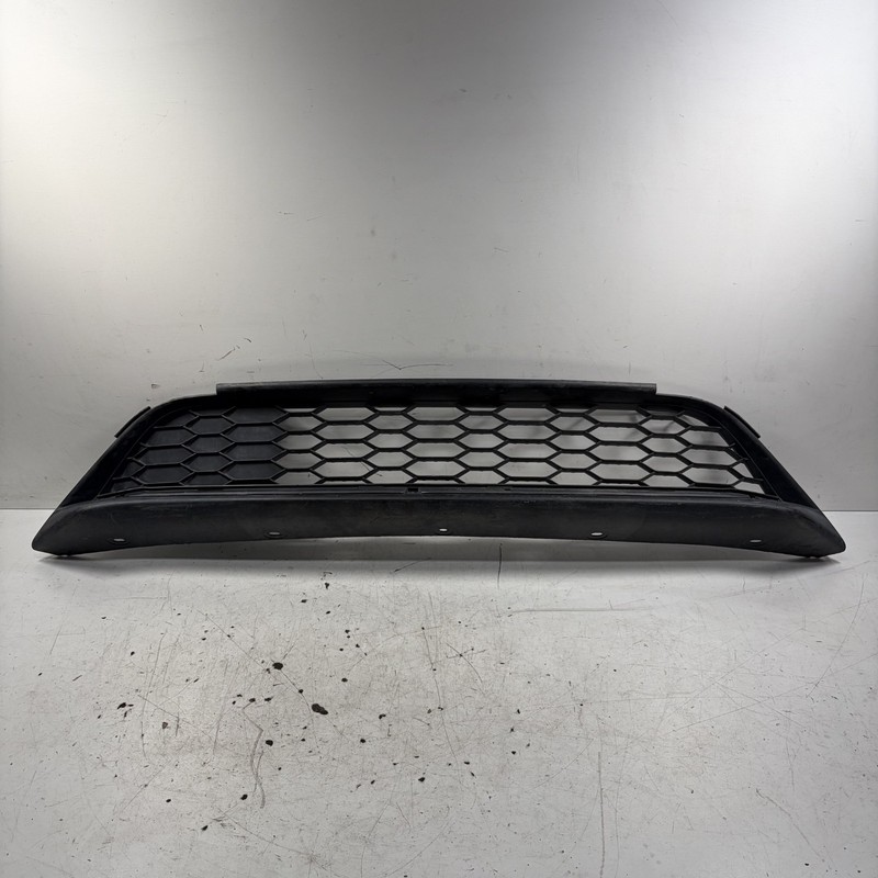 16-17 Honda Accord 4D Front Bumper Lower Grille 71152-T2F-A50 OEM