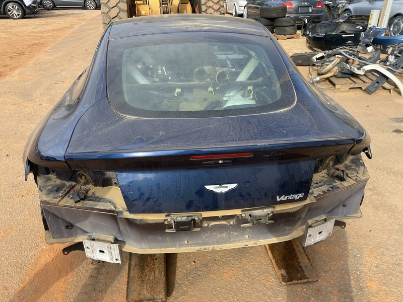 ASTON MARTIN VANTAGE V8 COUPE DECKLID HATCH TAIL GATE TRUNK OEM 8G33-40110-AA