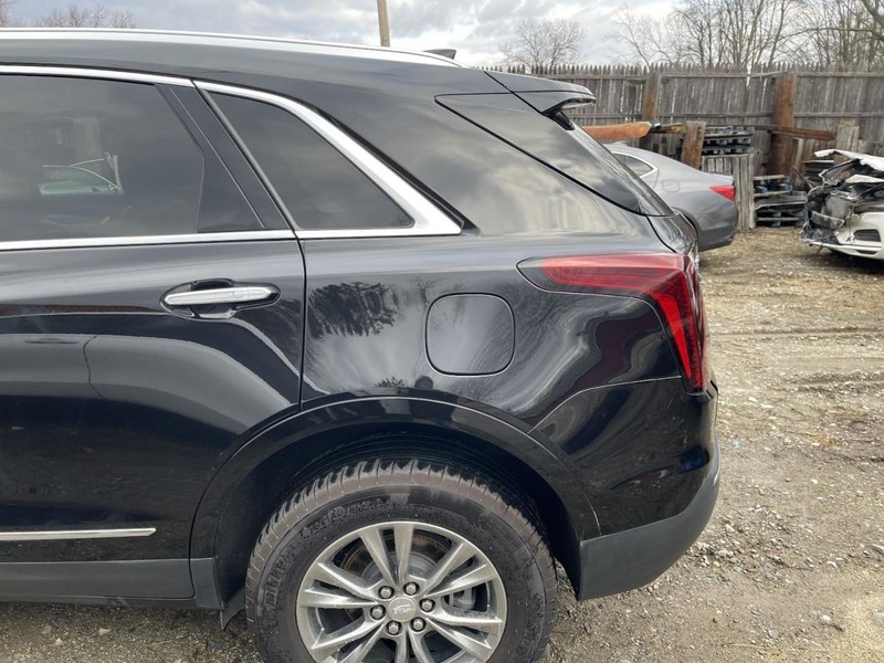 17-24 CADILLAC XT5 LEFT QUARTER PANEL BLACK PC:GB8 2.0L AT FWD 39K LUXURY 62264