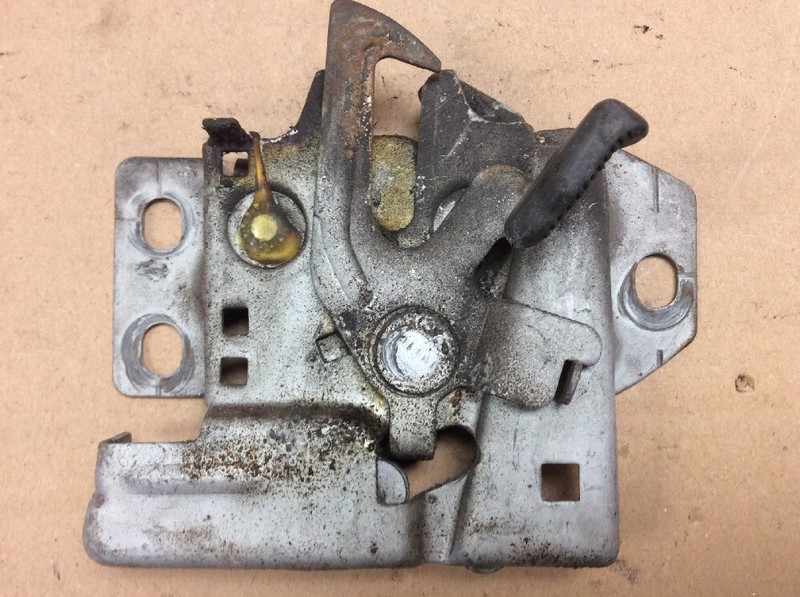 90 91 92 93 Acura Integra Hood Latch Release Assy. Used OEM