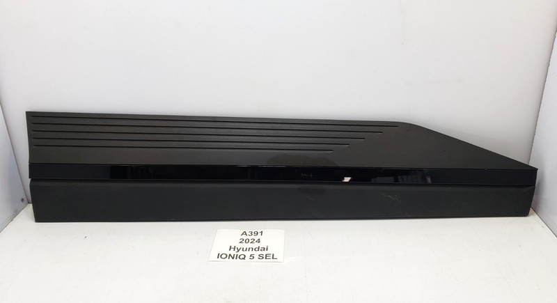 ✅ 22-24 Hyundai IONIQ 5 SEL Front Right Passenger Side Door Molding Trim 32k*