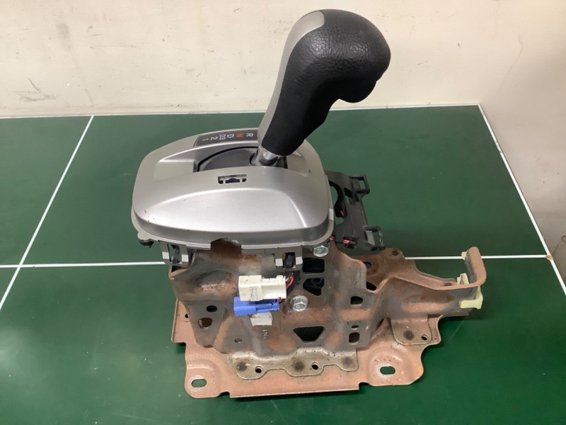 11-12 AccordAT Shifter Floor Shift Selector Gear Change Lever Used OEM