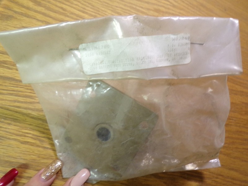 NEW Kawasaki W02040 Door Bracket*FREE SHIPPING*