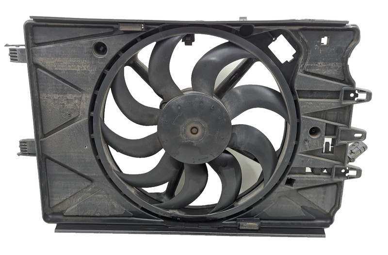 14-19 Fiat 500L 1.4L Radiator Cooling Air Fan Shroud Motor Assembly Oem