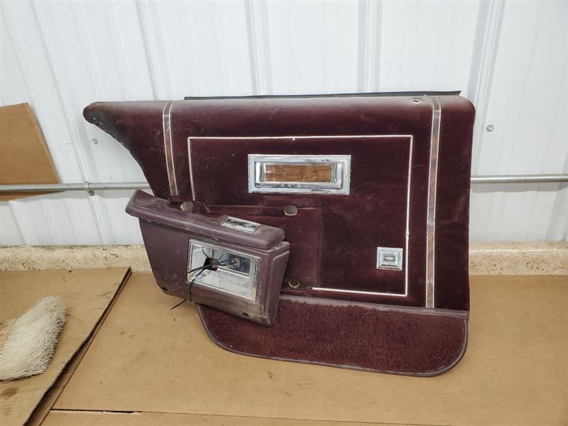 PARISIENN 1984 Door Trim Panel Rear 282365