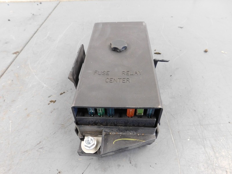 2002 01 02 03 04 Chevy Corvette C5 Z06 Interior Fuse Panel #5383 E7