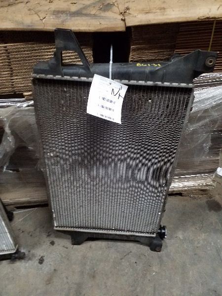 Radiator From 8501 GVW 8-460 Fits 92-97 FORD F250 PICKUP 192153