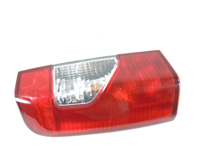2002-2004 Nissan Xterra Quarter Panel Mounted Tail Light Driver Left OEM