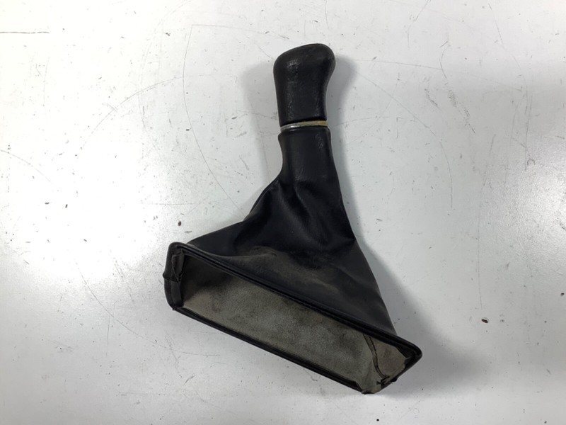 86-89 HONDA ACCORD MANUAL TRANSMISSION SHIFTER BOOT 83414-SE3-010ZA OEM