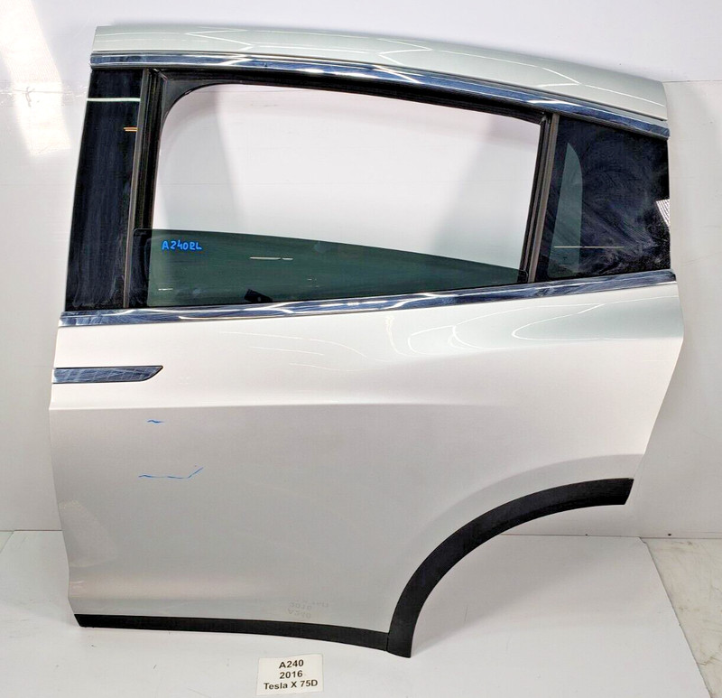 ✅ 16-20 OEM Tesla Model X Rear Left Driver Door Shell Silver PMSS COMPLETE NOTE*