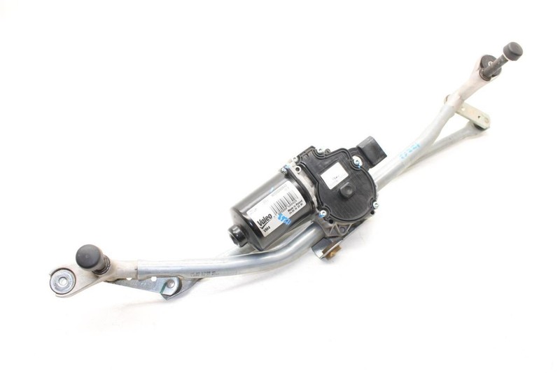 Windshield Wiper Motor and Transmission Fits 17-20 F-PACE T4A1169