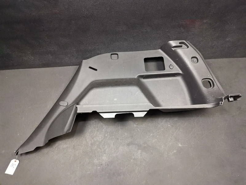 Right Quarter Lower Trim Panel 2018 Chevrolet Equinox 84289821 2019 - 2024