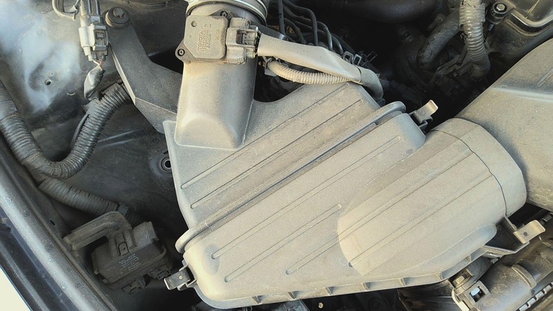 Air Cleaner LEXUS IS300 01 02 03 04 05