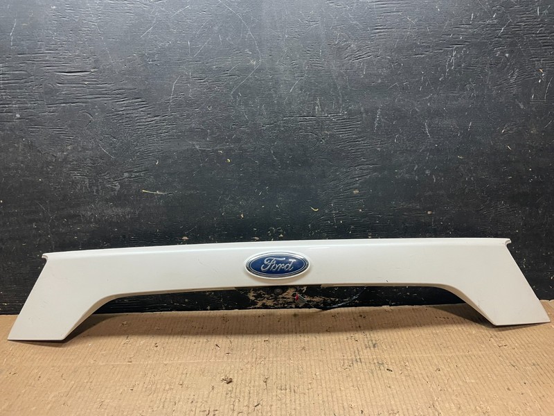 2017 2018 2019 Ford Escape Rear Trunk Molding with Camera Oem ab2961 DG