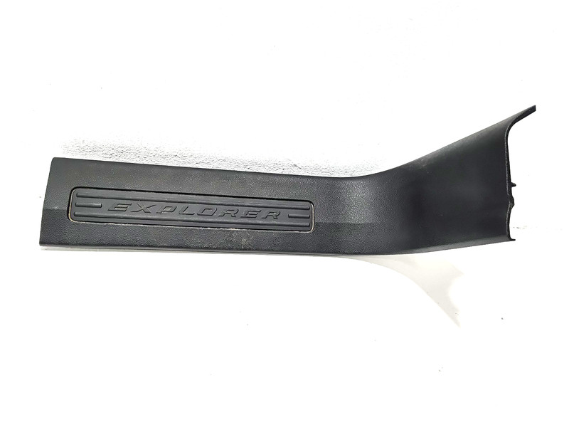 FORD EXPLORER 2016-2019 FRONT RIGHT PASSENGER DOOR SILL SCUFF PLATE TRIM OEM