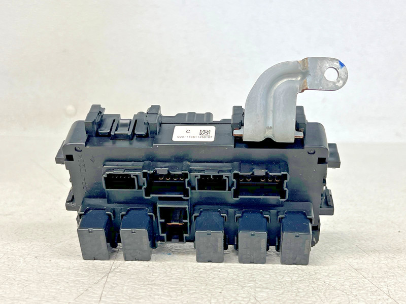 ⭐2016-2024 INFINITI Q50 DASH INSTRUMENT PANEL FUSE JUNCTION RELAY BOX LOT2724