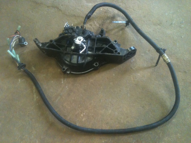 01 Yamaha GP 800 Ignition Stator Generator Housing XL800 GP800R Oil Pump