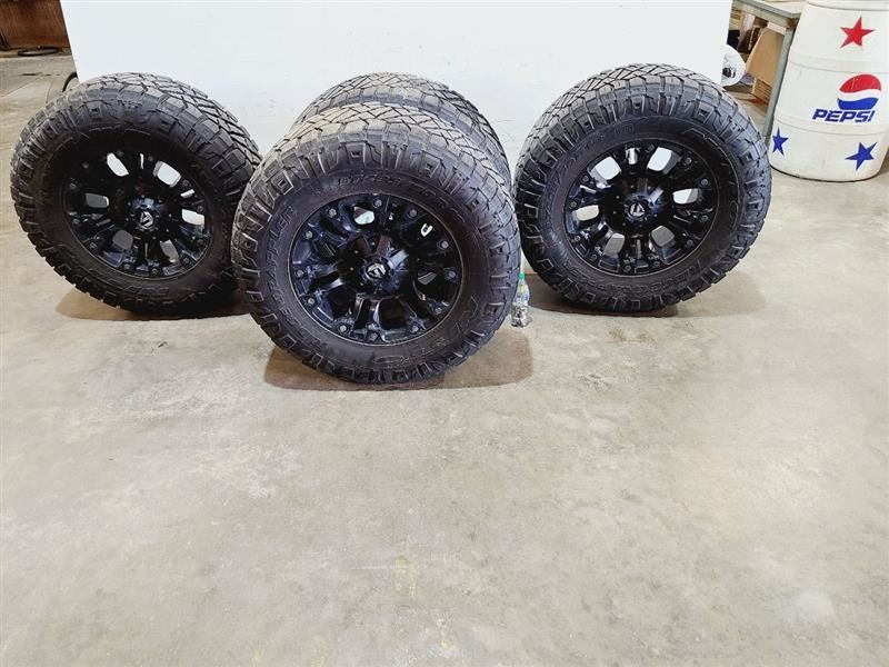 Set of BSW(Aftermarket) 18x9 Wheels Fits 2021 Bronco 572027