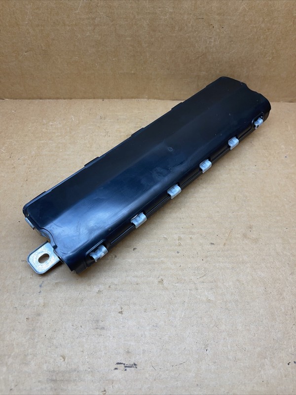 2016-2017 Chevy Spark Left Side Driver Knee Lower Air Bag Airbag 42348959