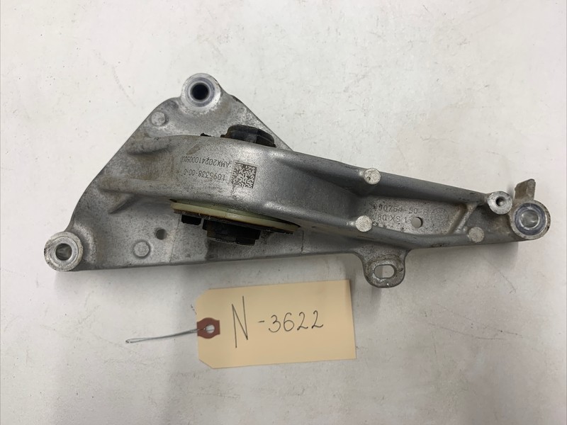 2020-2022 TESLA MODEL Y FRONT DRIVE UNIT MOUNT BRACKET SUPPORT 3622 S23