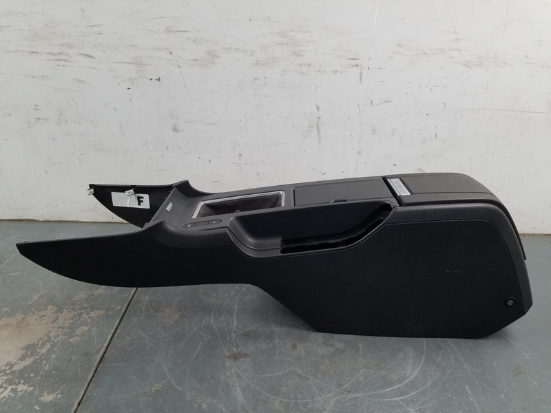 2010 Ford Mustang Shelby GT500 Center Console #8862 G2