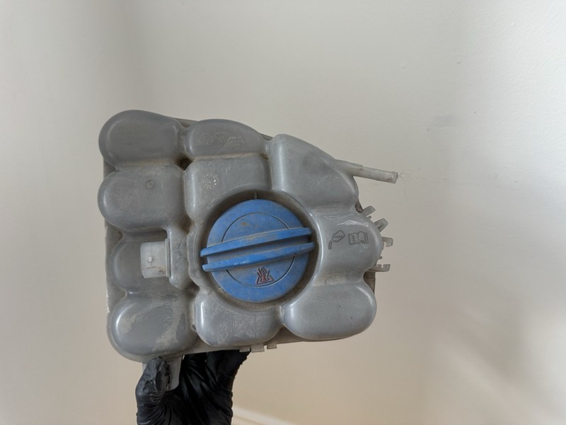2011-2017 Porsche Cayenne Radiator Coolant Expansion Tank Bottle Reservoir Oem