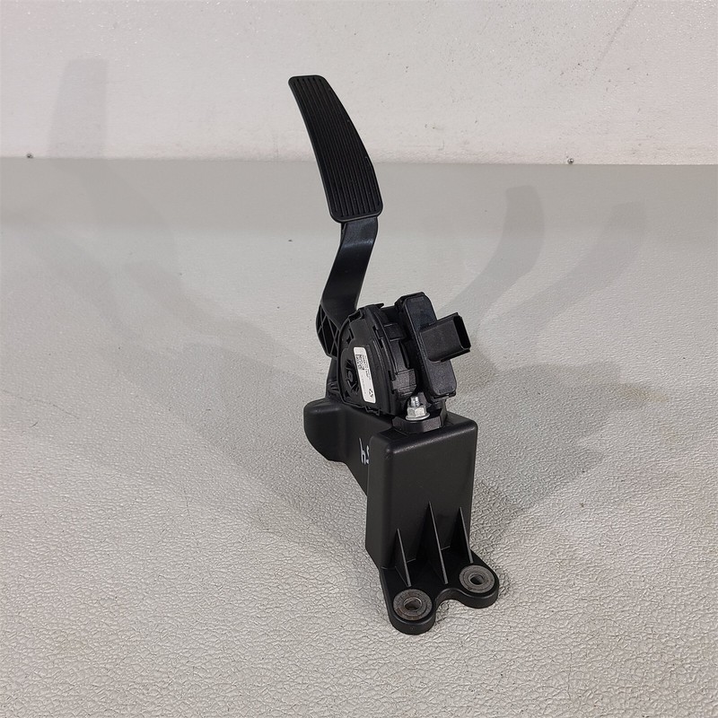 15-22 Challenger SRT Gas Accelerator Throttle Pedal Aa7454