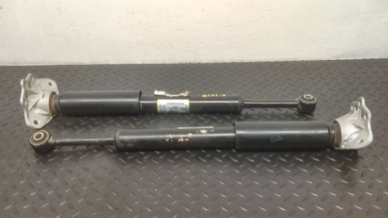 19-22 Jeep Cherokee Rear Shock Absorbers W/ Off Road Pair OEM 68443139AA