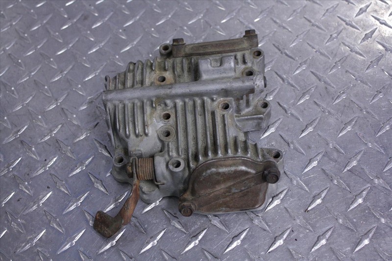 88 SUZUKI LT 300 E CYLINDER HEAD CAP ROCKER BOX WITH ROCKER ARMS LT300