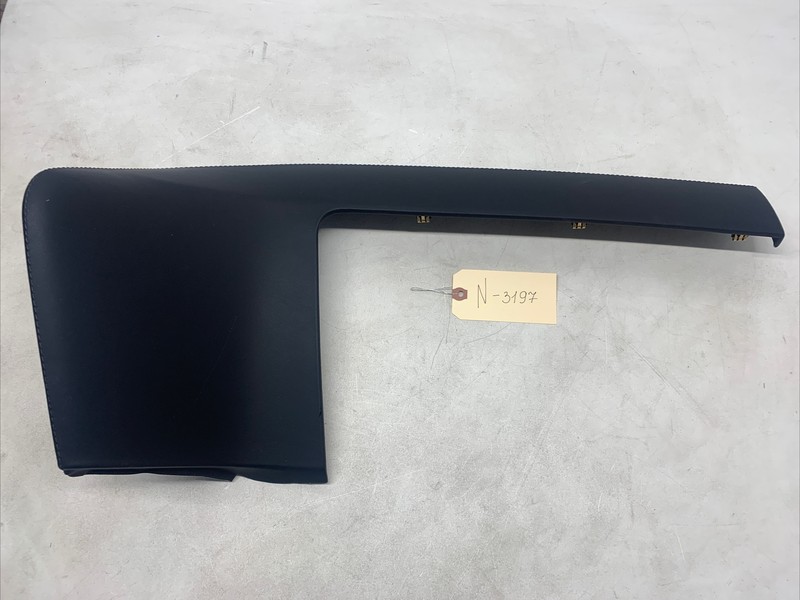 16-21 TESLA MSX RIGHT PASSENGER LOWER GLOVE BOX TRIM PANEL 1002310-21 3197 M5