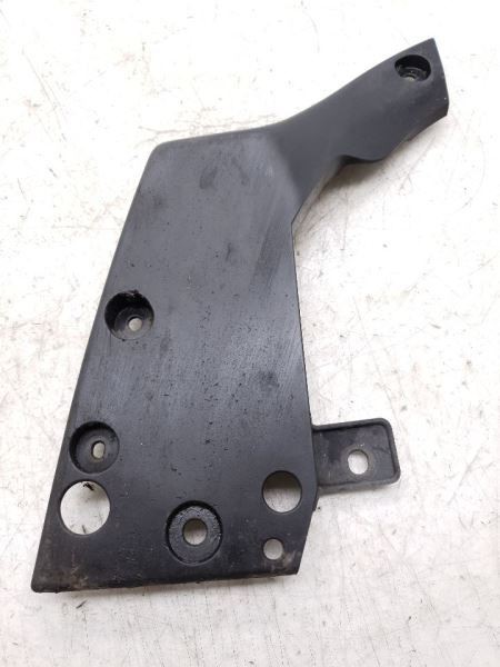 10-15 TOYOTA PRIUS IV 1.8L DRIVER SIDE REAR LOWER BUMPER MOUNTED VANITY