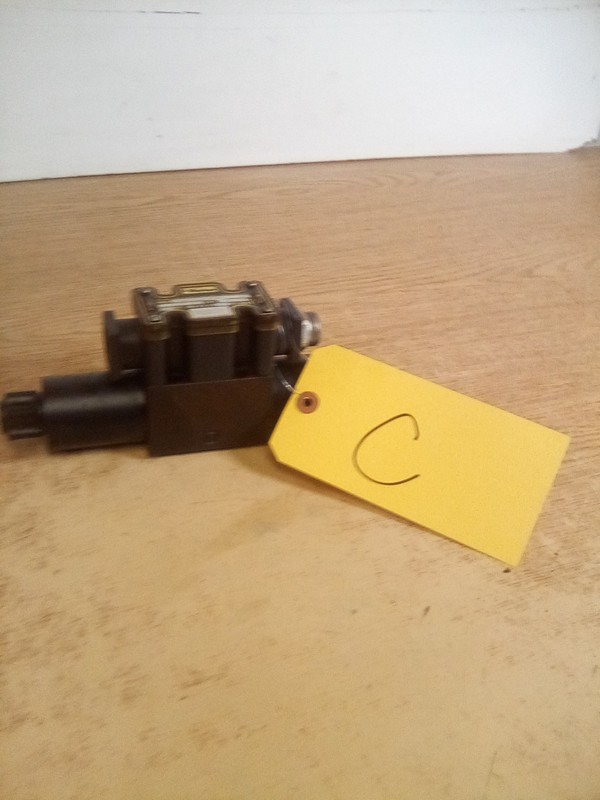 Parker D1VW020DNJCM56 Hydraulic Valve