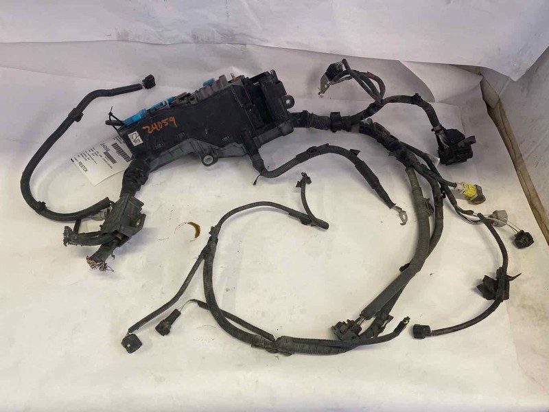 Engine Fuse Box TOYOTA CAMRY 18 19 20 21 22 23 24
