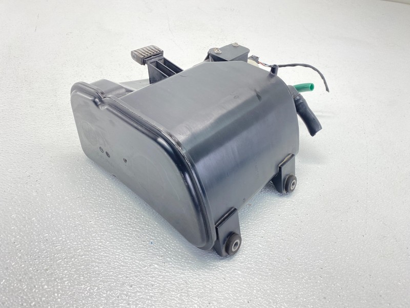 11-19 BMW F06 F10 F13 5/6 Series M6 Activated Charcoal Filter Tank Canister OEM✅