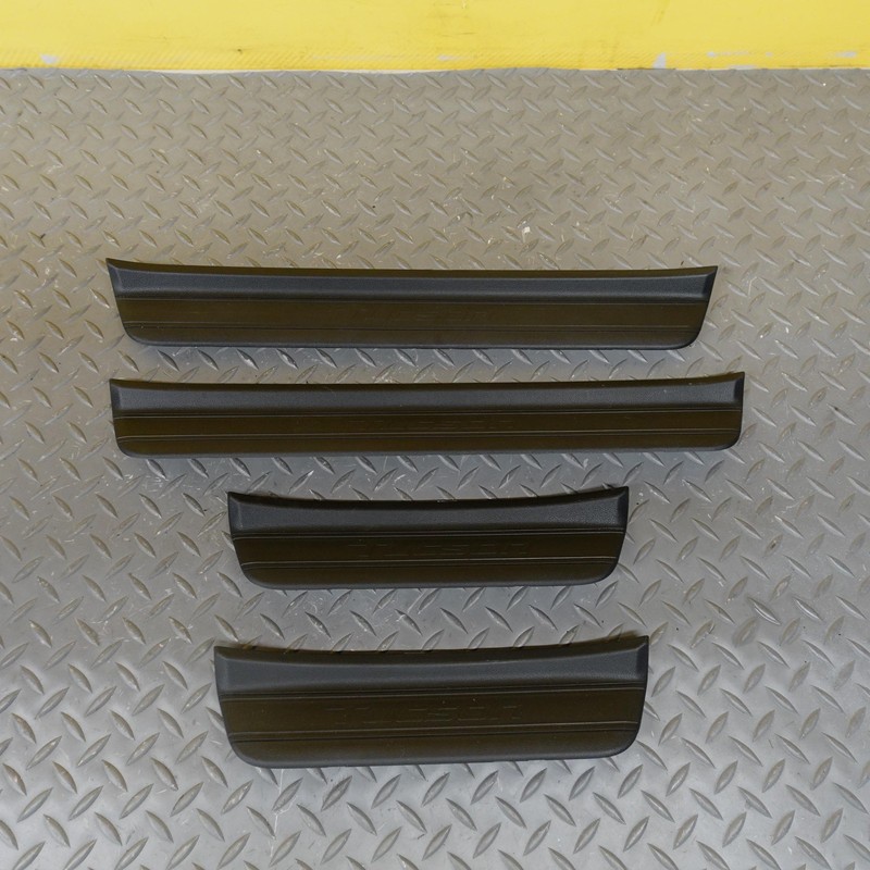 2022-2024 HYUNDAI TUCSON FRONT REAR DOORS SILL SCUFF PLATE SET OEM 85883CW000
