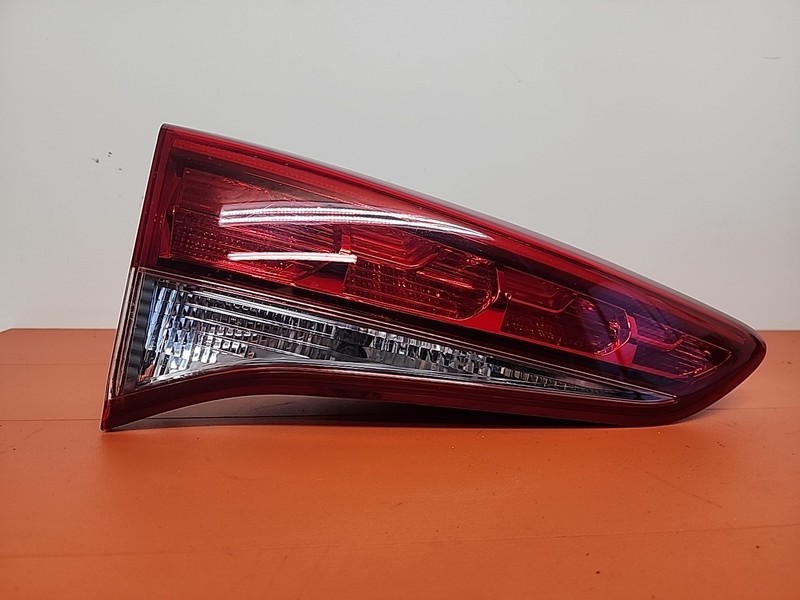 92403D3130 | 2016 - 2018 Hyundai Tucson Inner LED Left Side Tail Light OEM LH