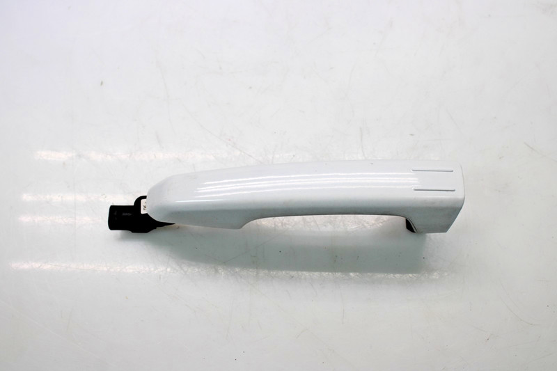 12-17 RANGE ROVER EVOQUE L494 L405 L538 REAR RIGHT PASSIVE DOOR HANDLE (White)