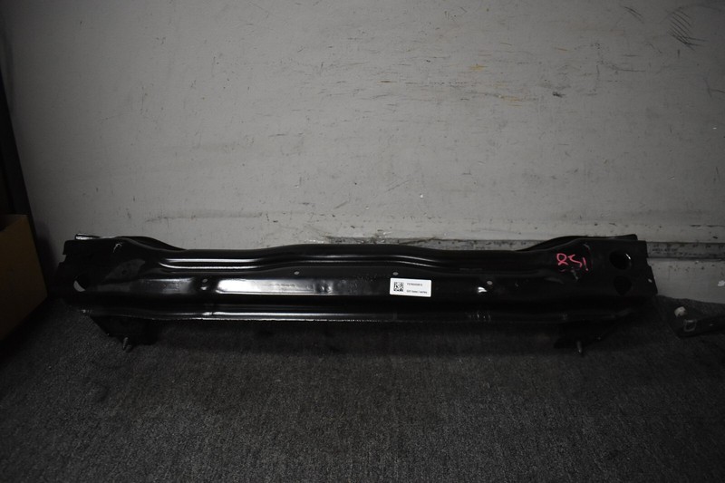2018-2022 BMW X3 REAR REINFORCEMENT BAR FACTORY OEM