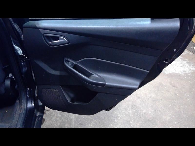 Passenger Rear Door Card Trim Panel Black Cloth Fits FOCUS 2013 863706